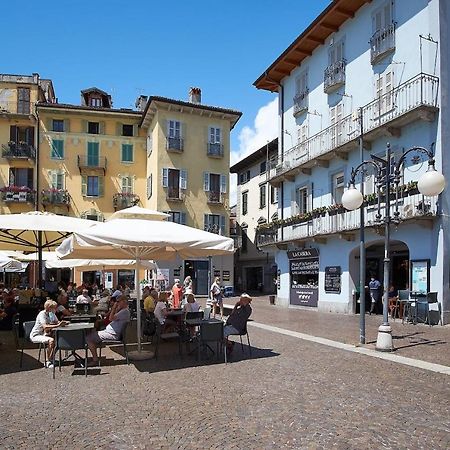 Apartmán Garibaldi 46 Verbania Exteriér fotografie