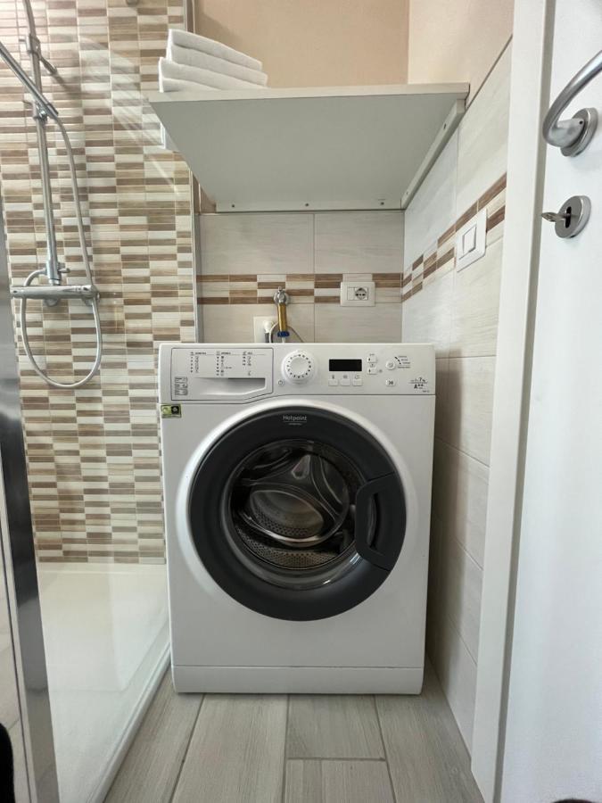 Apartmán Garibaldi 46 Verbania Exteriér fotografie