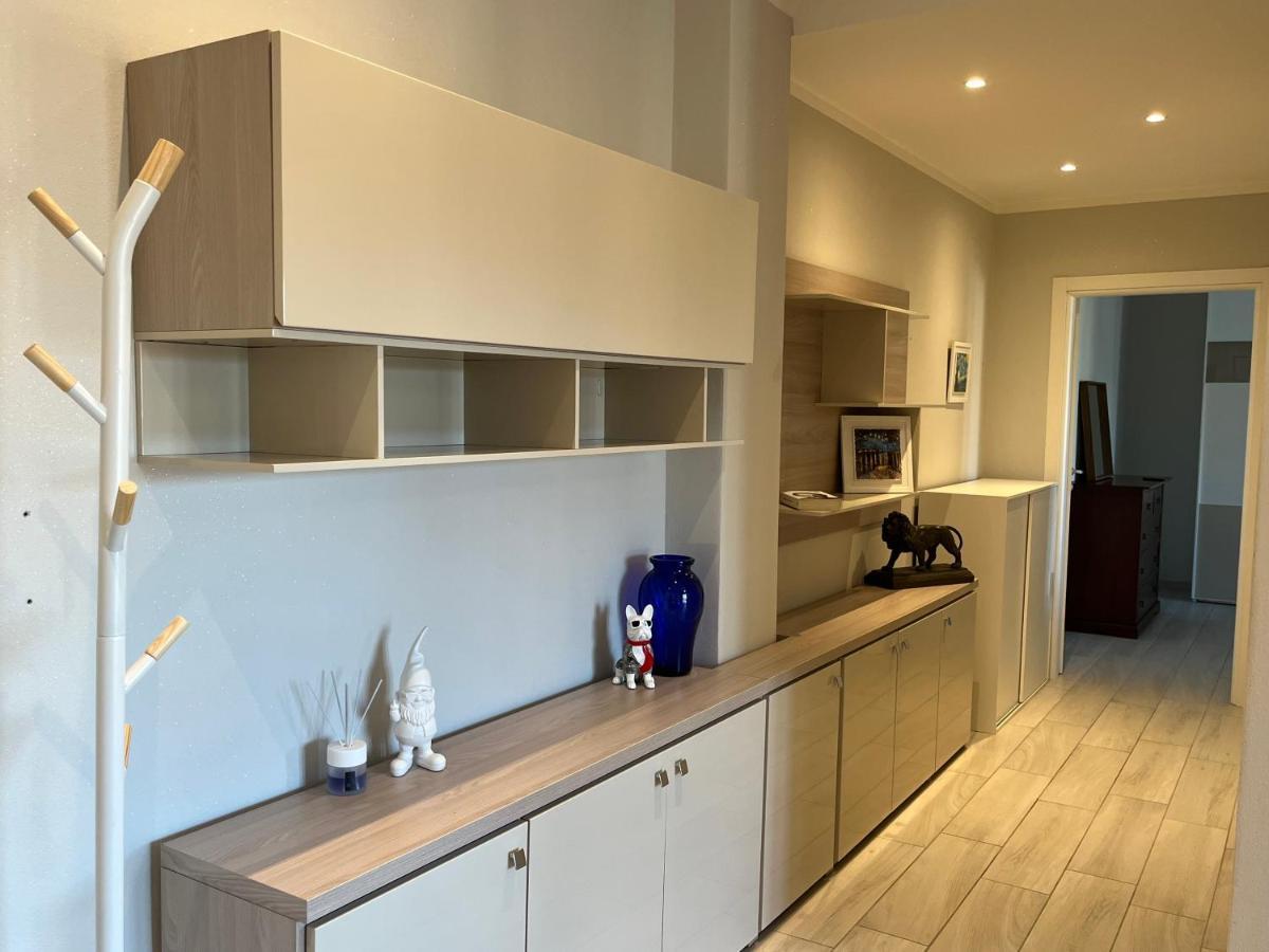 Apartmán Garibaldi 46 Verbania Exteriér fotografie