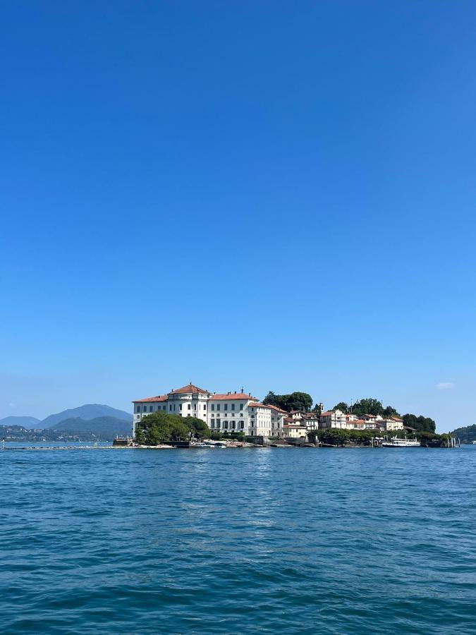 Apartmán Garibaldi 46 Verbania Exteriér fotografie